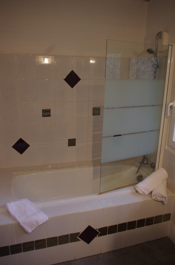 Hotel Lou Cigaloun Saint-Antonin-du-Var Zewnętrze zdjęcie