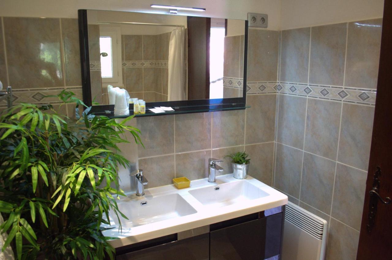 Hotel Lou Cigaloun Saint-Antonin-du-Var Zewnętrze zdjęcie